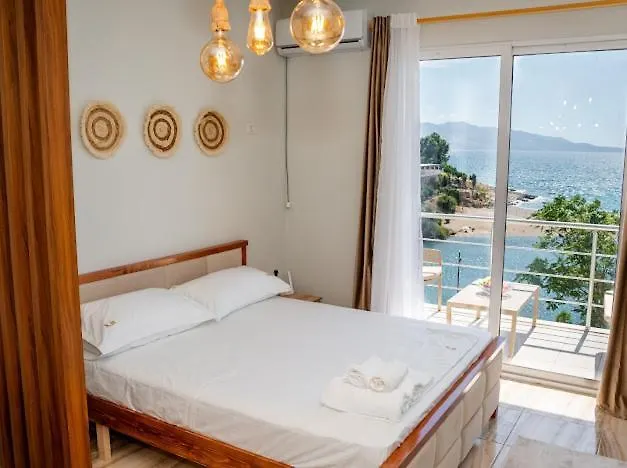 Sunset Apartment 11 Sarande