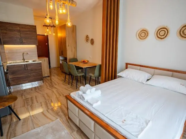 Sunset Apartment 11 Sarande